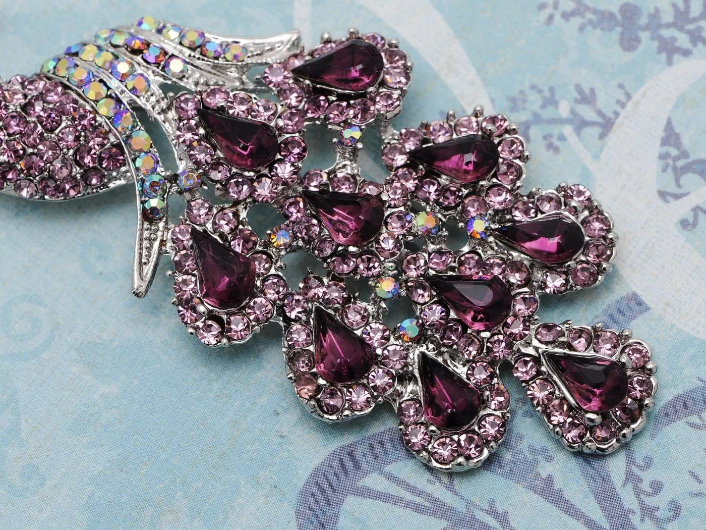 Alilang Antique Inspired Shiny Crystal Rhinestones Peacock Bird Animal Brooch Lapel Pins