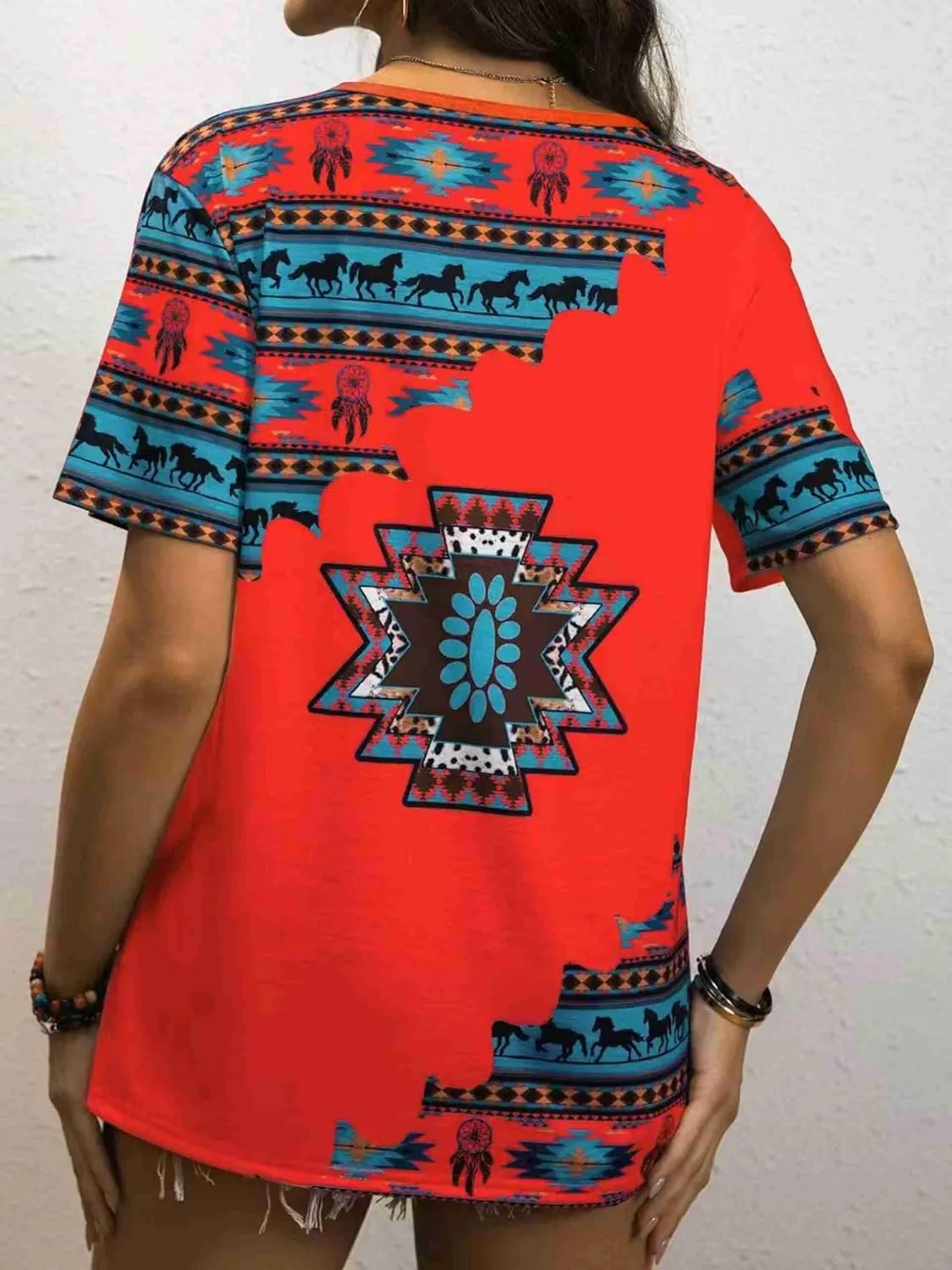 Aztec Print Tops for Women Western Tribal Ethnic Style Short Sleeved Shirt V-Neck Casual Loose Fitting T-Shirt