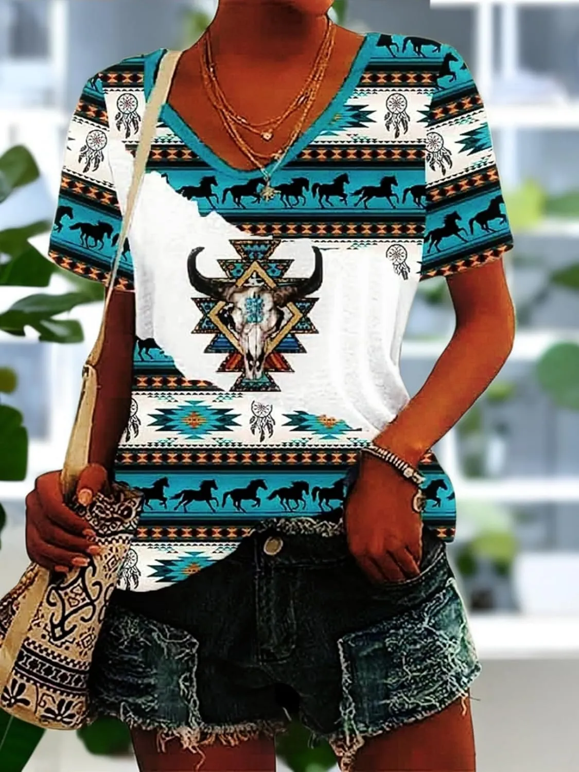 Aztec Print Tops for Women Western Tribal Ethnic Style Short Sleeved Shirt V-Neck Casual Loose Fitting T-Shirt