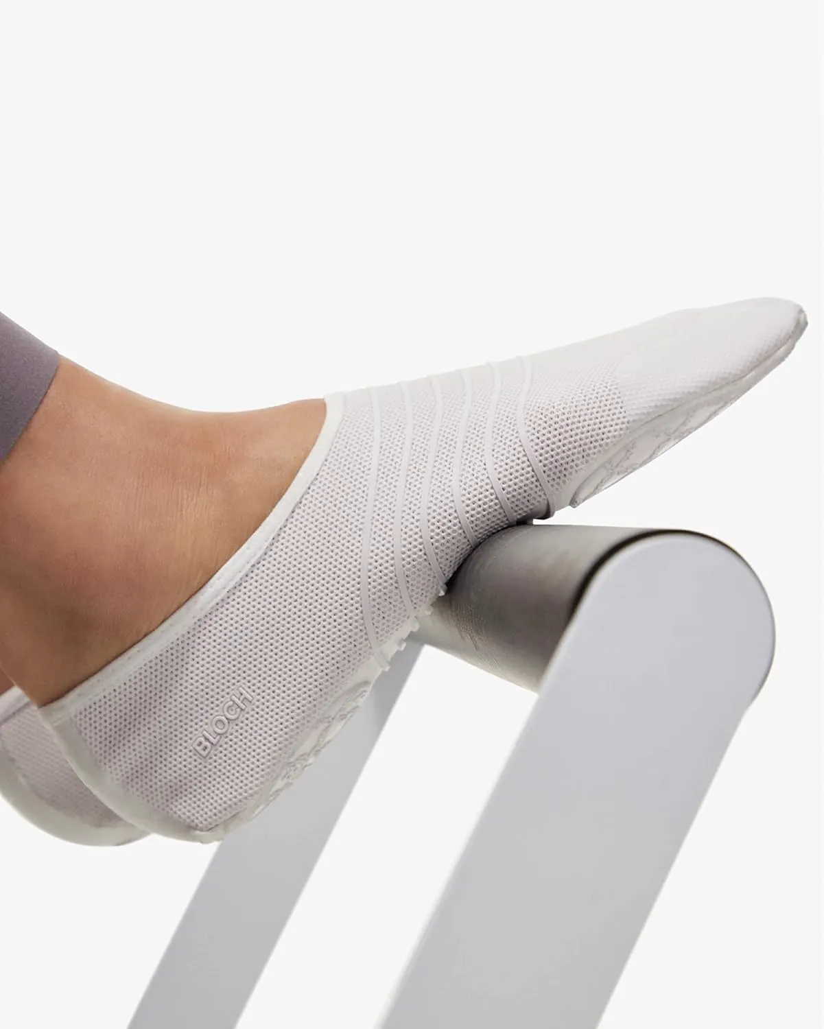 Bloch Women's Flex Slipper, White/Gray, 8