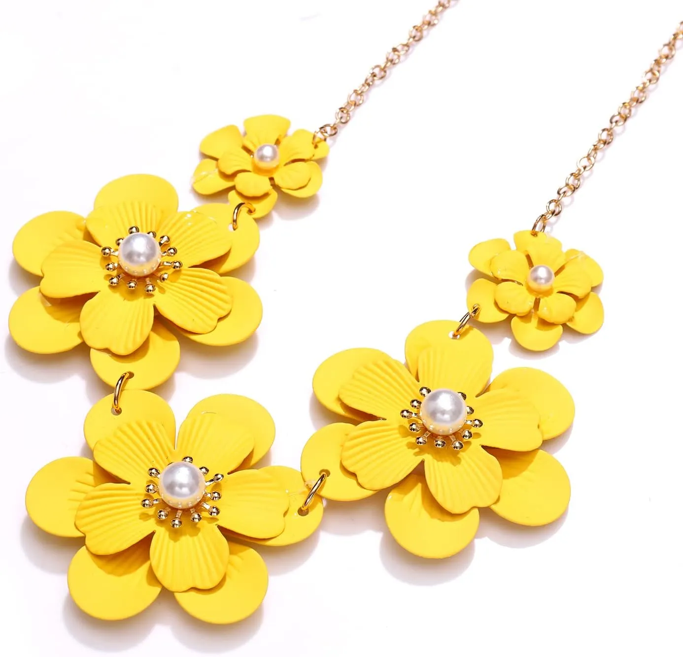 Boho Choker Necklace for Women Cute Flower Collar Necklace Statement Chunky Pearl Charm Summer Beach Chokers Necklaces Gifts for Women