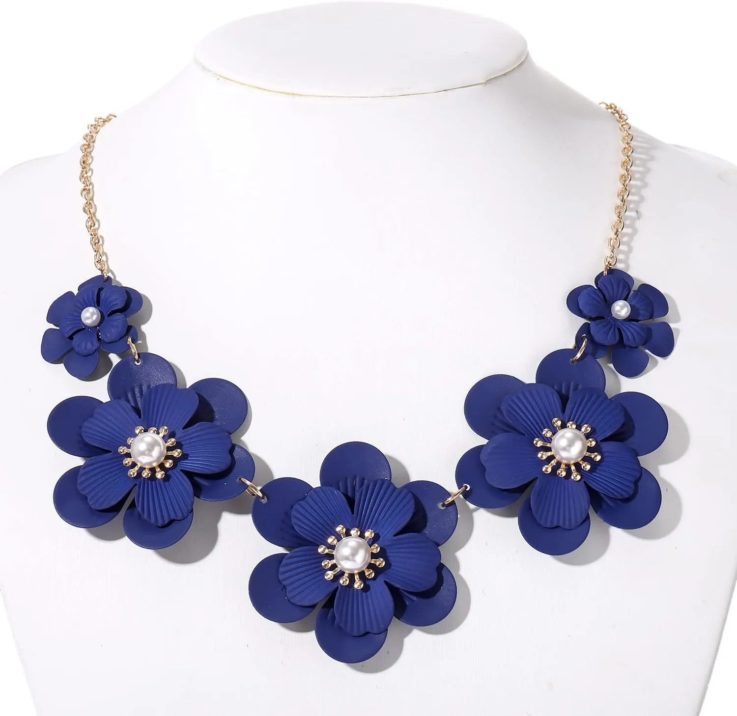 Boho Choker Necklace for Women Cute Flower Collar Necklace Statement Chunky Pearl Charm Summer Beach Chokers Necklaces Gifts for Women