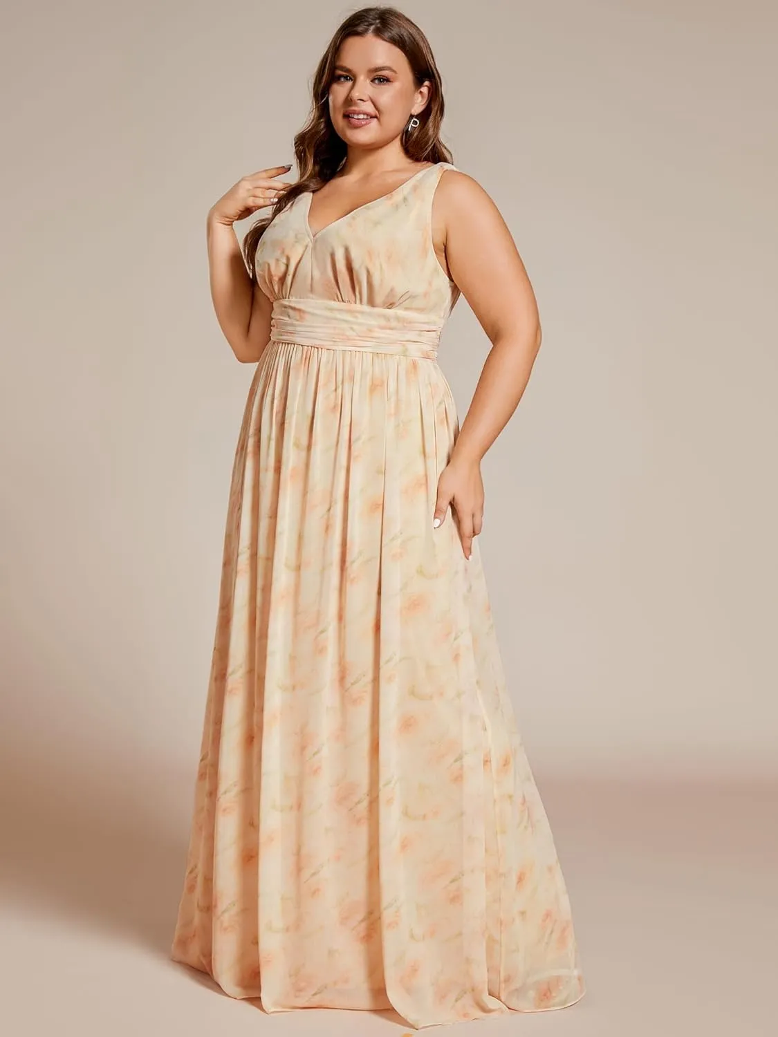 Ever-Pretty V Neck Sleeveless Pleated Chiffon Maxi Plus Size Formal Dresses for Women Bridesmaid Dresses 09016-DA
