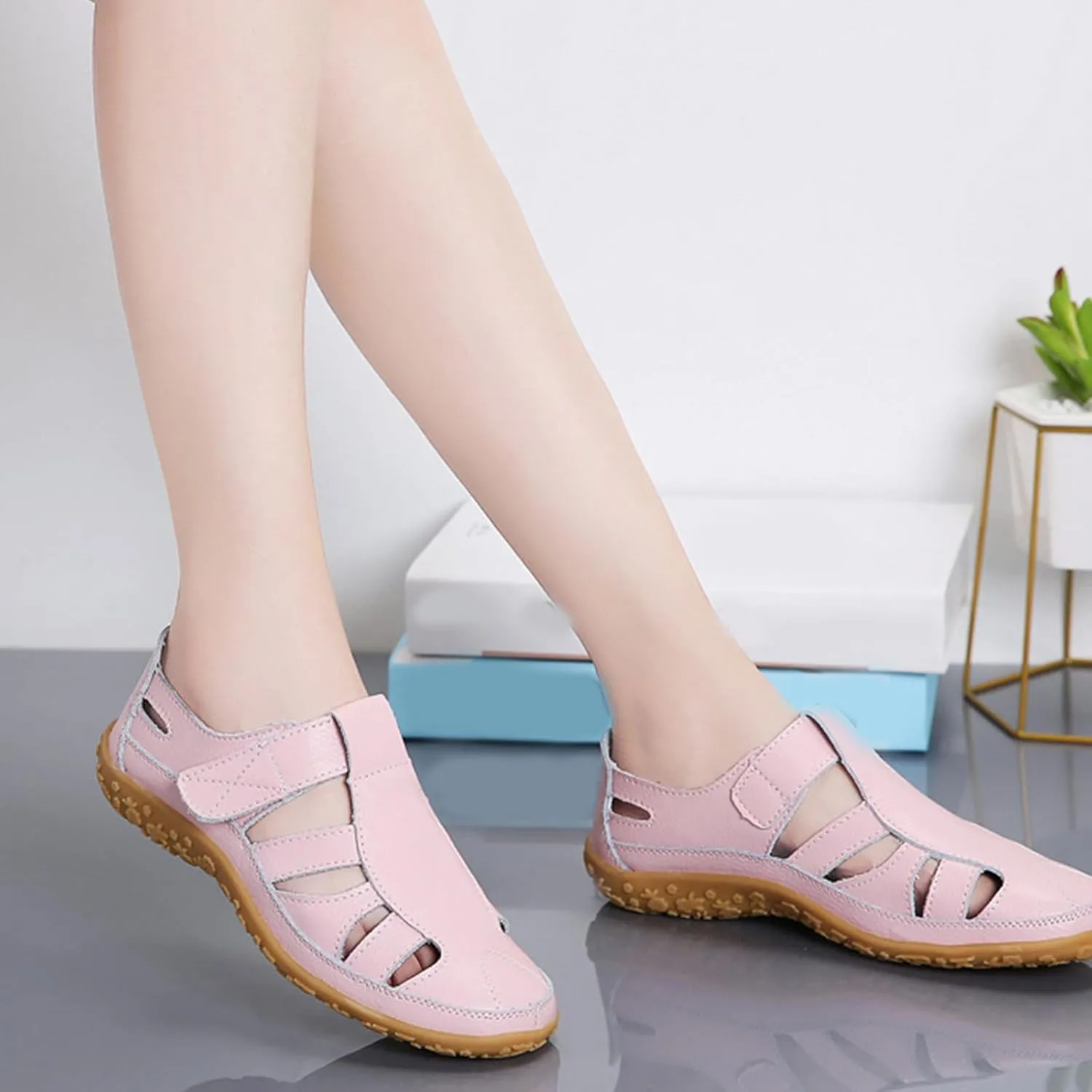 Fisherman Sandals for Women 2025 Summer Casual Closed Toe Leather Sandals Non-Slip Sole Hollow Out Walking Sandal Magic Tape Soft Sole Orthopedic Beach Shoes Outdoor Activities Shoes
