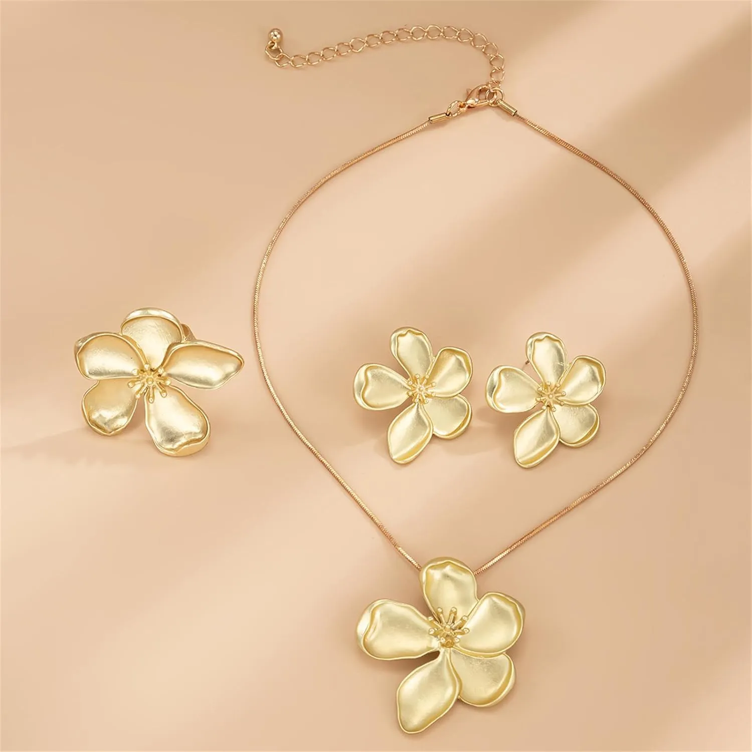 Ginkgo Biloba Leaf Tassel Earrings Necklace Set,Boho Y Pendant Necklaces Dainty Ginkgo Biloba Leaf Earring Floral Statement Necklace Large Plant Leaves Flower Choker Earrings Summer Jewelry for Women