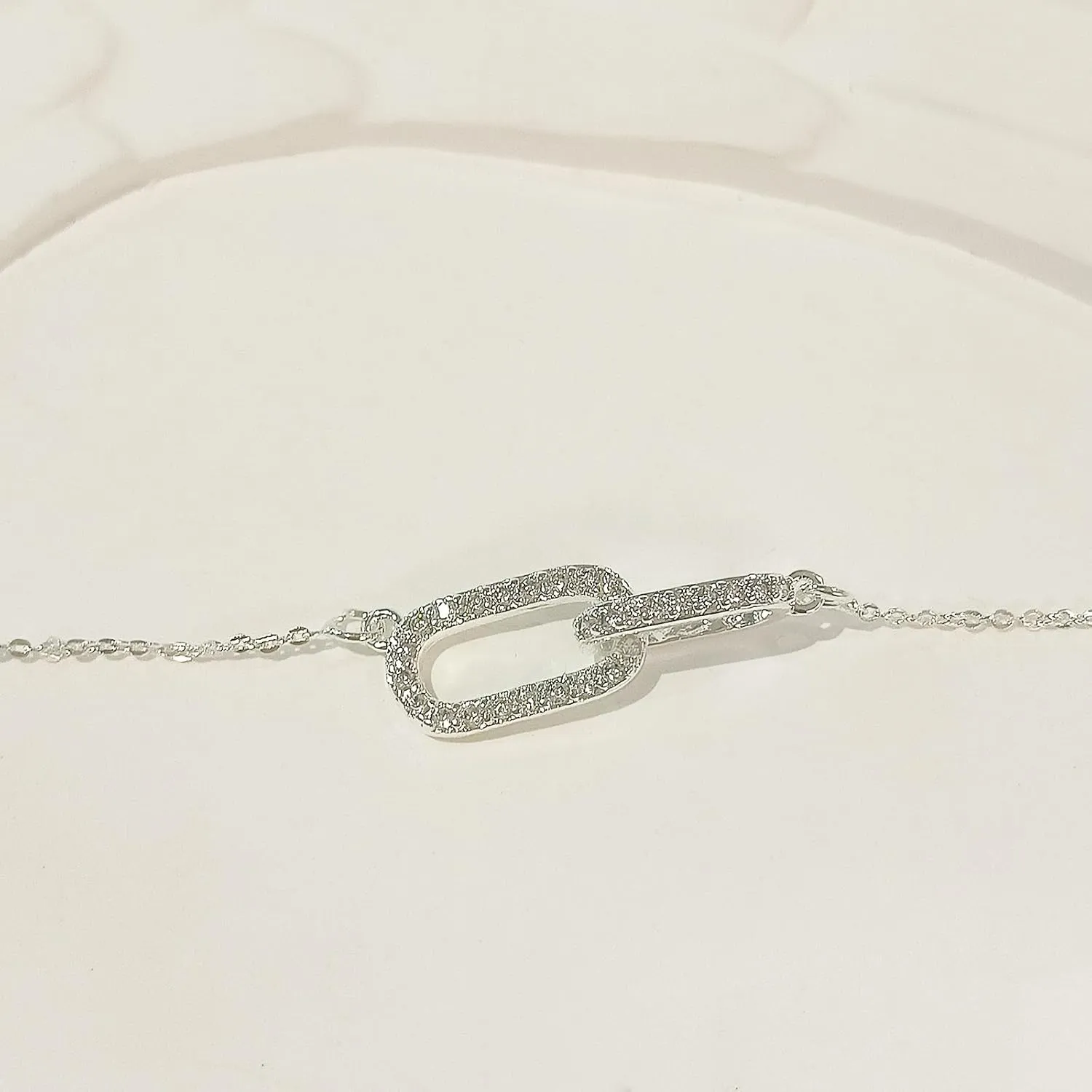 Gold Dainty Diamond Pendant Necklace for Women Simple 14K Gold Plated Paperclip Choker Necklaces Cute Minimalist Open Oval Necklaces Gold Jewelry for Women Gifts