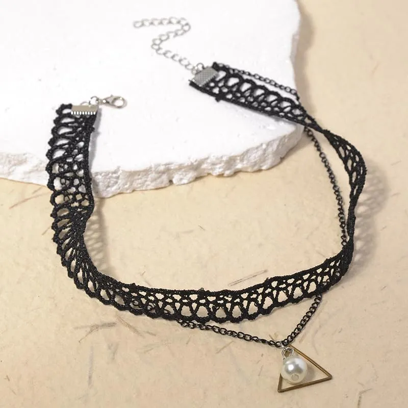 Gothic Black Lace Choker Necklace with Crystal Tassel Ruby Gemstone Charm Pendant Collar Necklace White Lace Bridal Accessories Halloween Punk Costume Jewelry