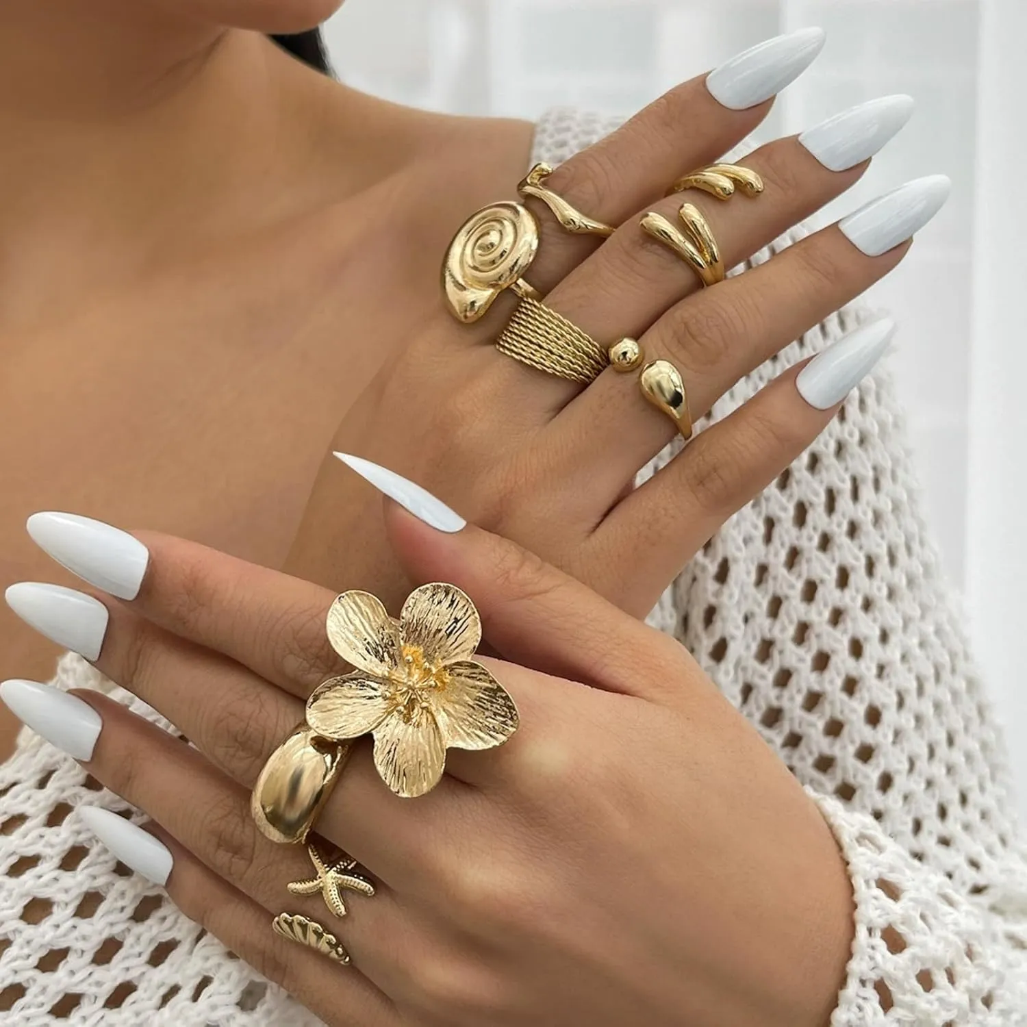 HUASAI Gold Chunky Beachy Rings Dainty Seashell Shell Starfish Flower Ring Set Boho Stackable Rings for Women Summer Jewelry for Women Beach Accessories Vacation Party Summer Stuff