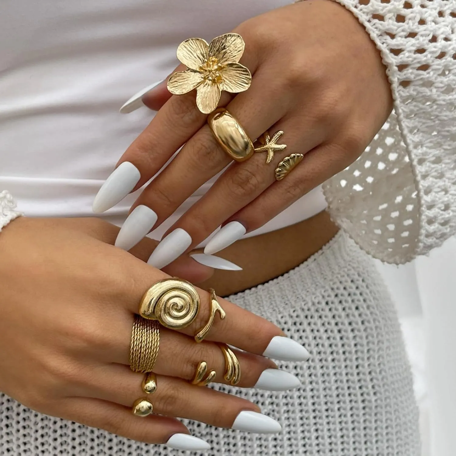HUASAI Gold Chunky Beachy Rings Dainty Seashell Shell Starfish Flower Ring Set Boho Stackable Rings for Women Summer Jewelry for Women Beach Accessories Vacation Party Summer Stuff