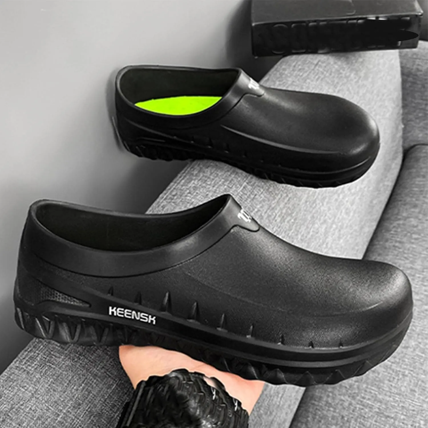 Mens Close Toe Sandals Non Slip Comfortable Sandals for Men Breathable Lightweight Summer Walking Slippers with Arch Support Men Thick Sole Wide Width Beach Water Friendly Shoes