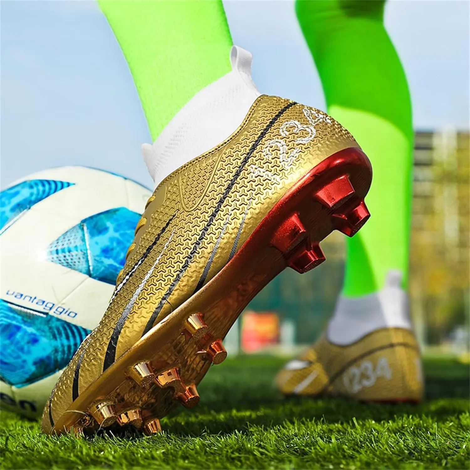 Mens High-Top Football Boots Women's Soccer Cleats for Training Youth Futsal Shoes for Outdoor Indoor