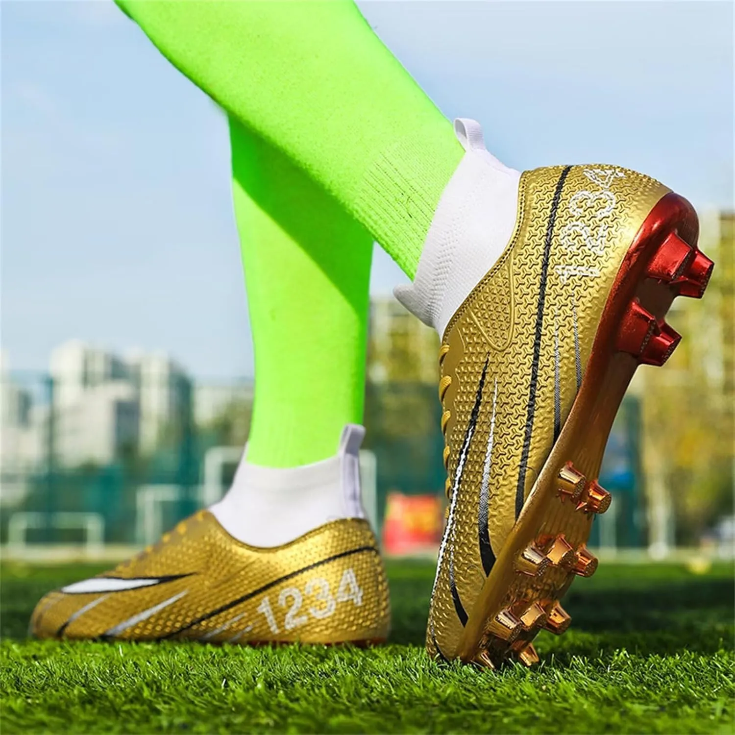 Mens High-Top Football Boots Women's Soccer Cleats for Training Youth Futsal Shoes for Outdoor Indoor