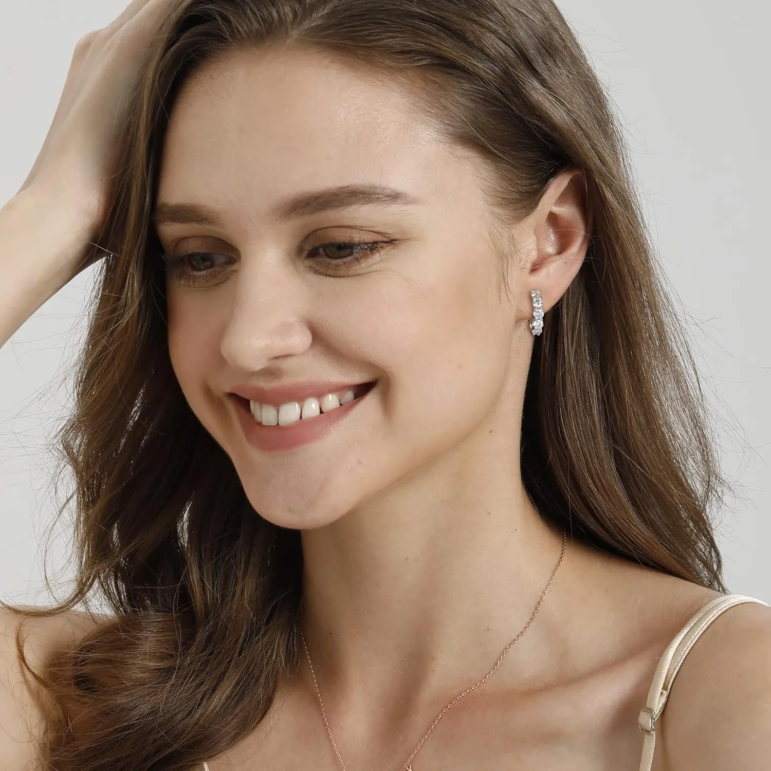 Moissanite Hoop Earrings,2.0ct D Color Brilliant Round Cut Earrings Sterling Silver Huggie Earring for Women Men