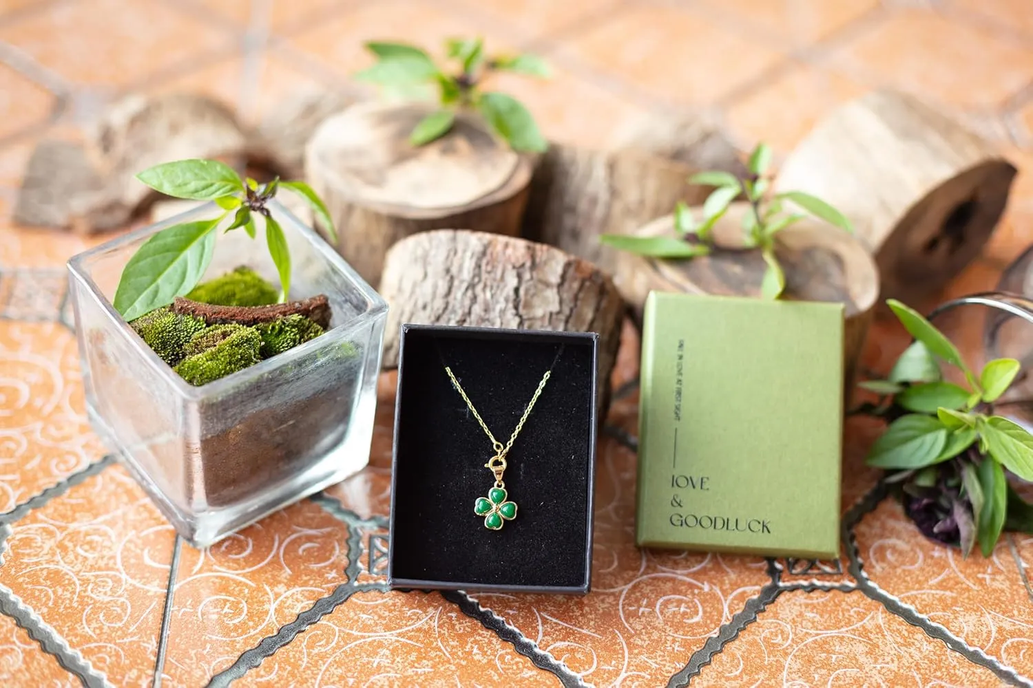 Necklaces for women, Gold Necklace For Women Rose Necklace With Pendant, Aesthetic Necklace, Preppy Jewelry, Trendy Jewelry, Cute Necklaces For Teens And All Women Necklace