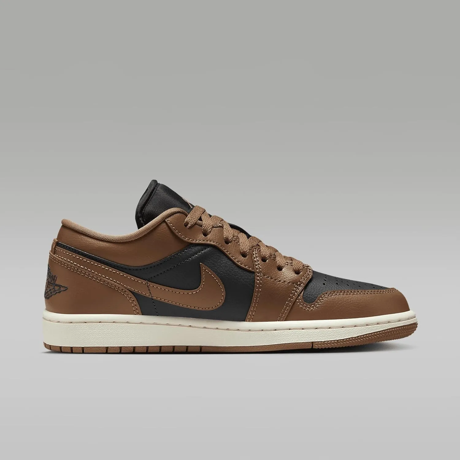 Nike Air Jordan 1 Low Women's Shoes