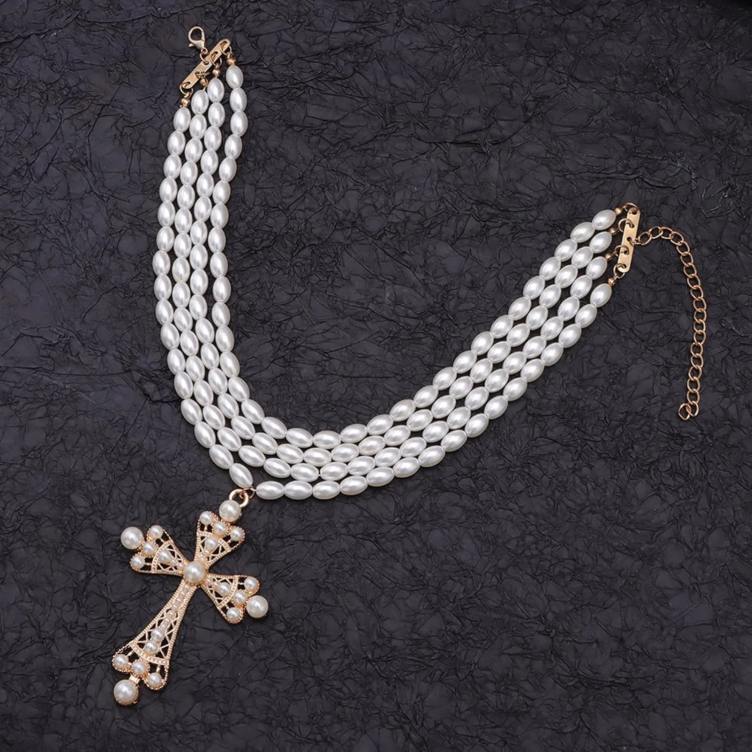 Pearl Cross Necklace for Women Gothic Layered Pearl Necklace Chunky Big Cross Necklaces Vintage Gothic Charm Necklaces Halloween Jewelry for Women