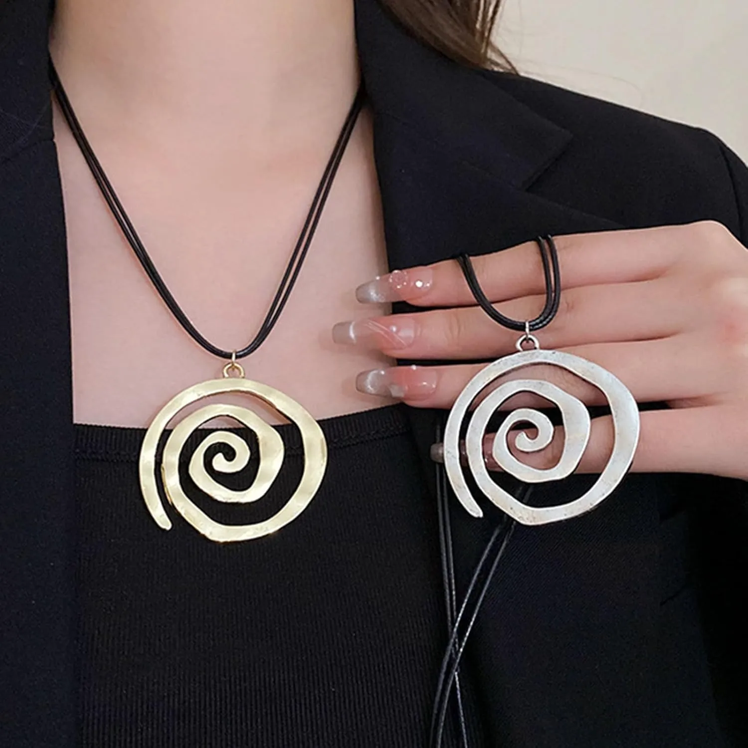 POYAMUSE Chunky Spiral Swirl Necklace - Aesthetic Grunge Jewelry for Trendy Looks, Boho Choker Necklace - Bohemia Jewelry for Women