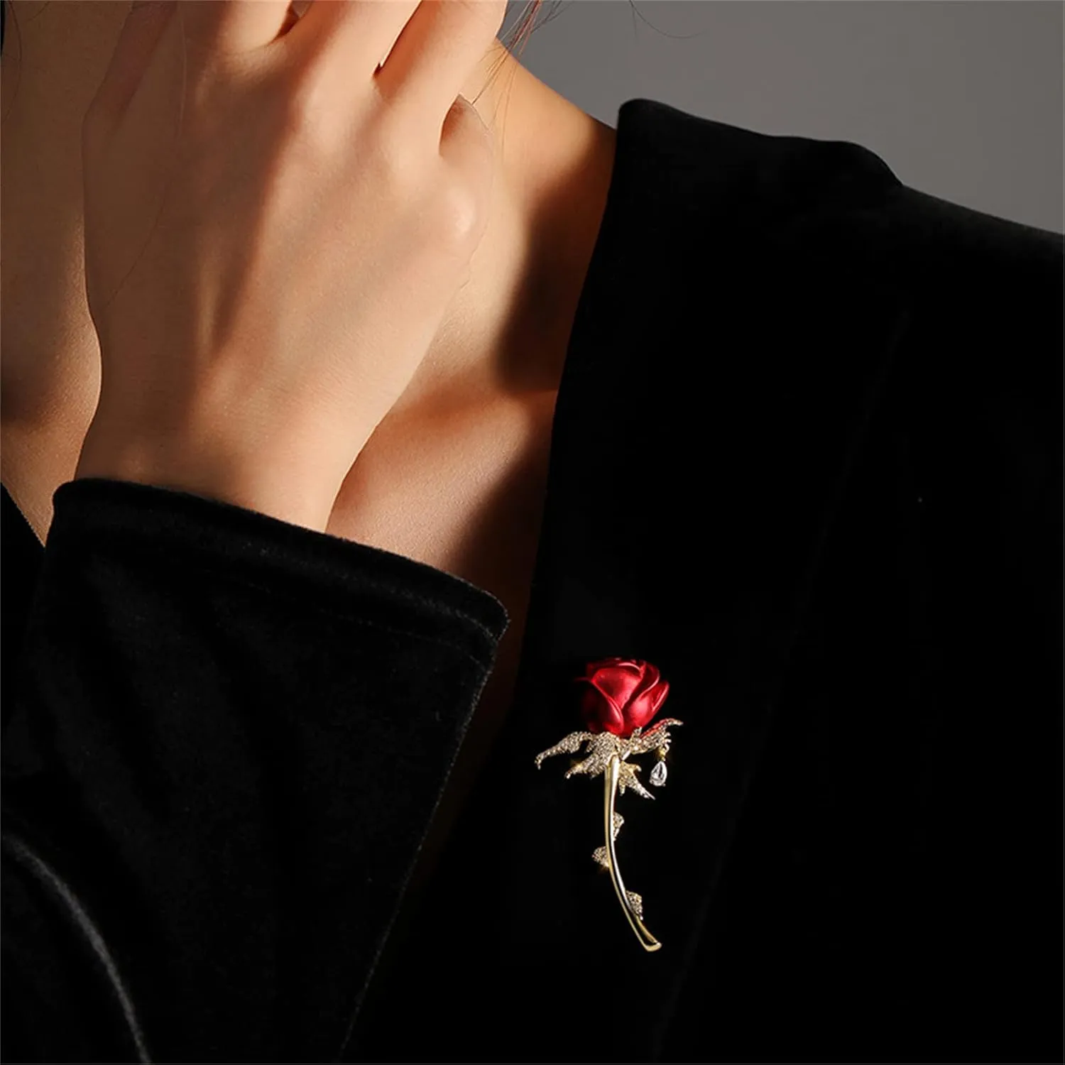 Red Rose Flower Brooches and Pins for Women Costume Jewelry Brooch Pins Broches Jewelry for Women Elegant Lady Pin