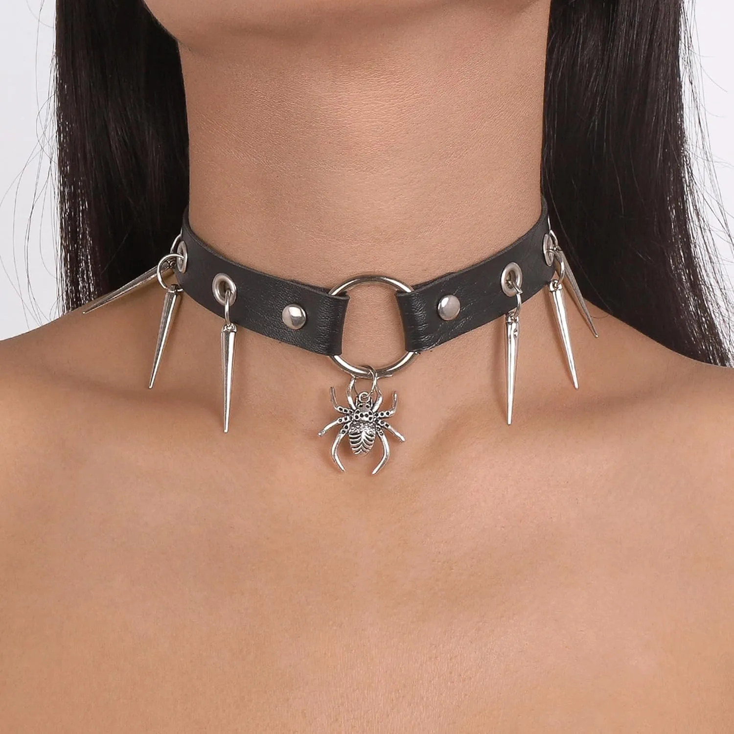 Spiked Choker for Women Goth Black Leather Spike Choker Collar Punk Spider Bat Pendant Nechklace Halloween Costumes Cosplay Accessories