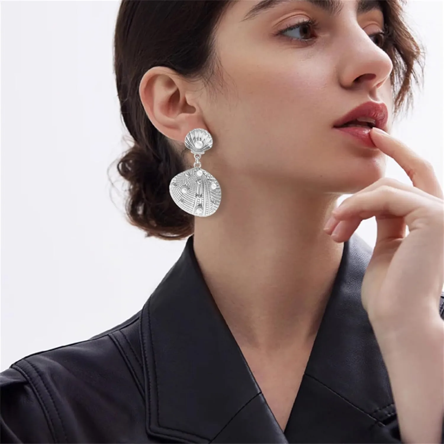 Starfish Stud Earrings for Women Trendy Zinc Alloy Boheian Star shaped Earrings Funny Cute Piercing Statement Earrings Beach Ocean Summer Jewelry Gift