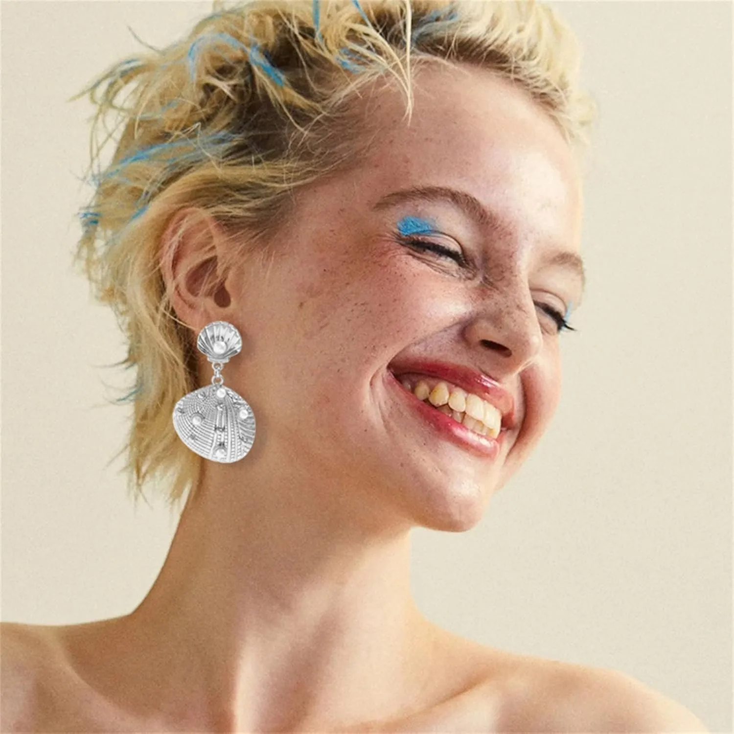 Starfish Stud Earrings for Women Trendy Zinc Alloy Boheian Star shaped Earrings Funny Cute Piercing Statement Earrings Beach Ocean Summer Jewelry Gift