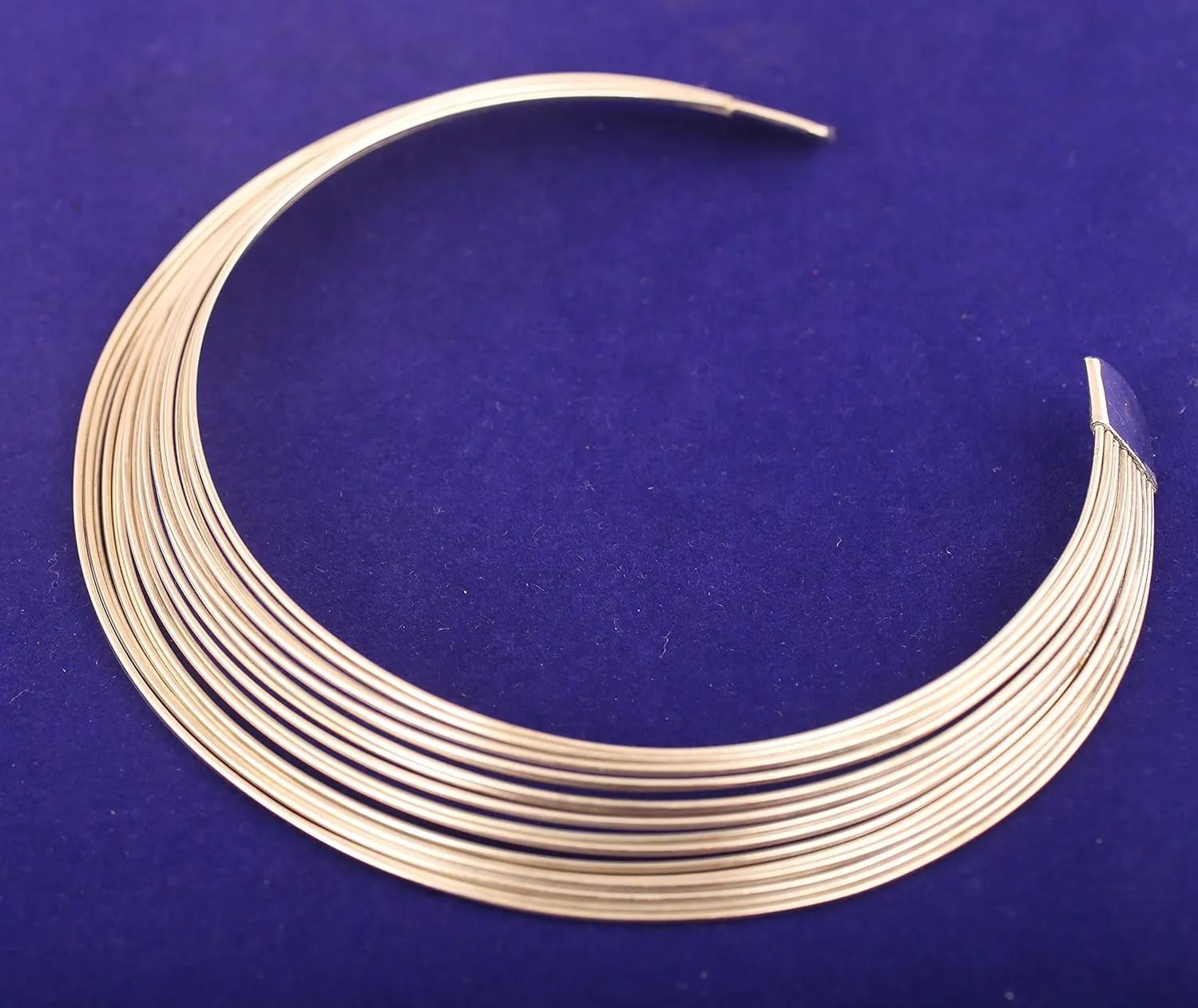 Touchstone Indian Bollywood Handcrafted Designer Jewelry Stylish Torque Necklace in White Or Gold Or Oxidized Silver Tone for Women.