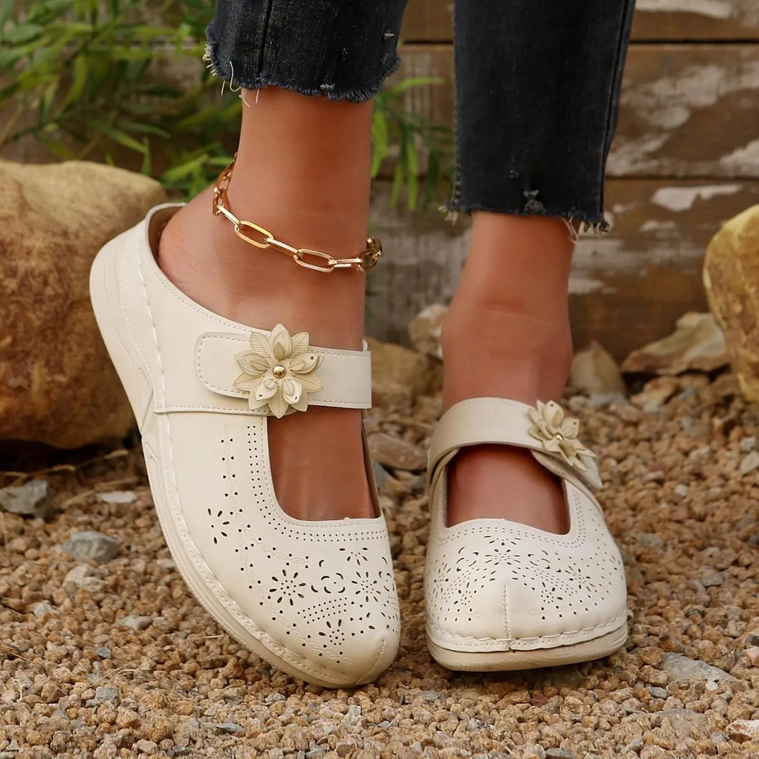 Women's Mules Closed Toe Women Wedge Sandals Summer Casual Slip On Wedge Sandal with Adjustable Hook Loop Dressy Comfortable Mules Shoes with Arch Support Breathable Walking Trendy Slippers