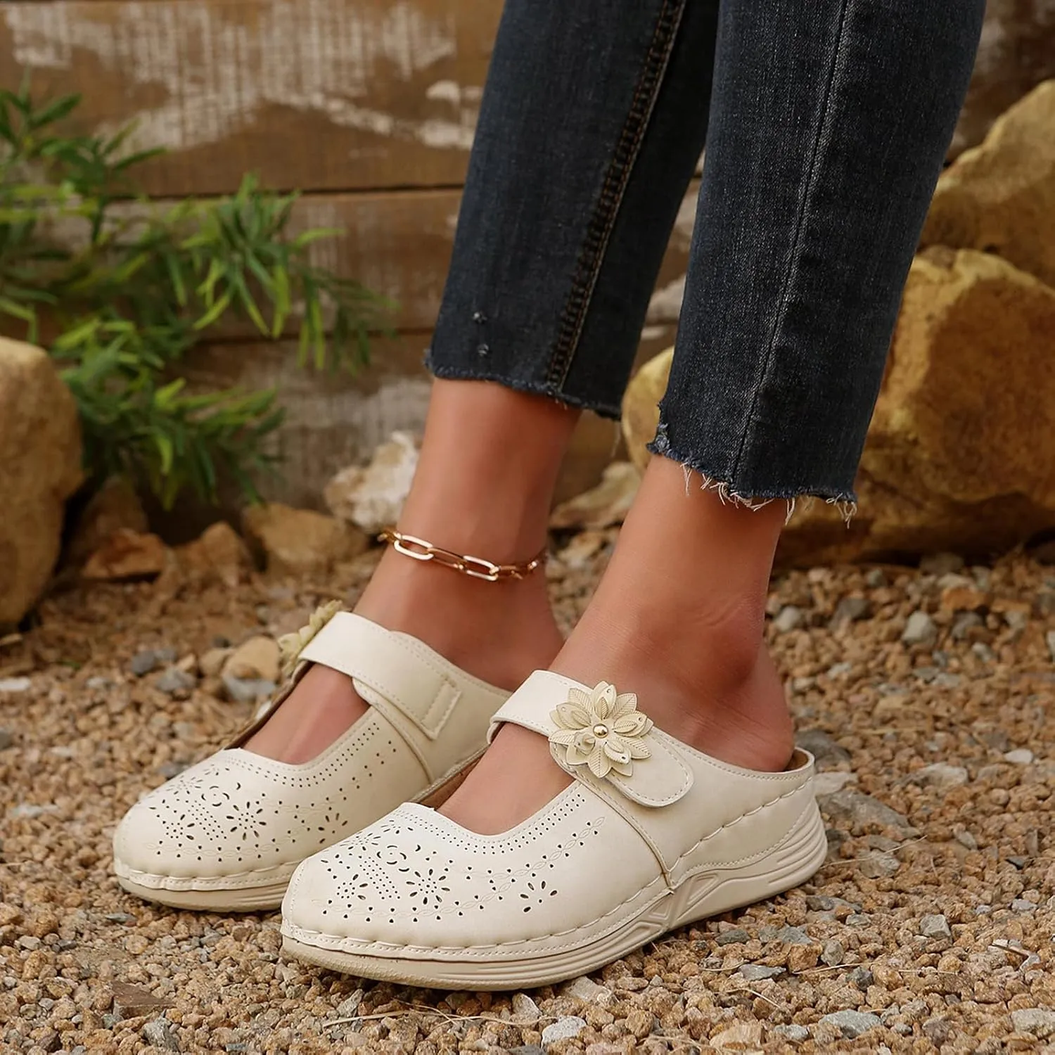 Women's Mules Closed Toe Women Wedge Sandals Summer Casual Slip On Wedge Sandal with Adjustable Hook Loop Dressy Comfortable Mules Shoes with Arch Support Breathable Walking Trendy Slippers