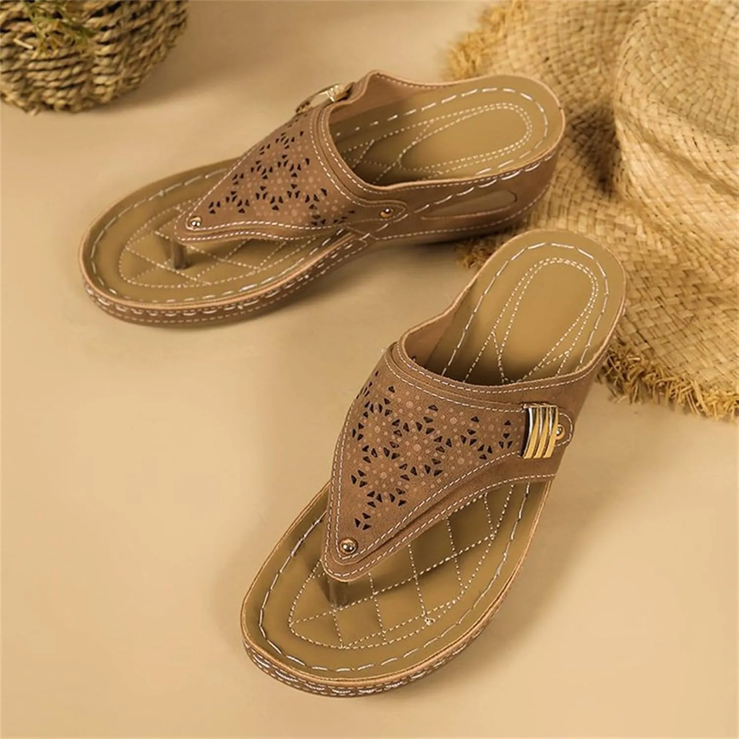 Womens Sandals Comfortable Dressy Arch Support Orthopedic Thong Flip Flops Summer Orthotic Slippers Beach Shoes 2025