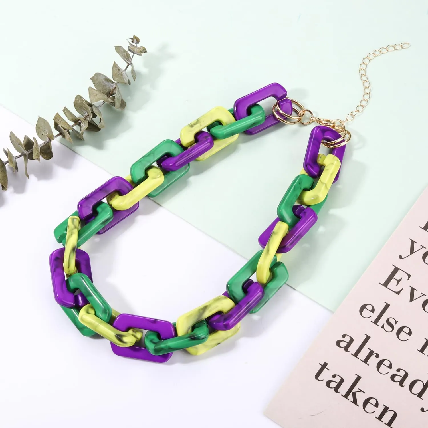 YAHPERN Chain Link Necklace For Woman Acrylic Resin Chain Necklace Statement Chunky Chain Collar Necklace